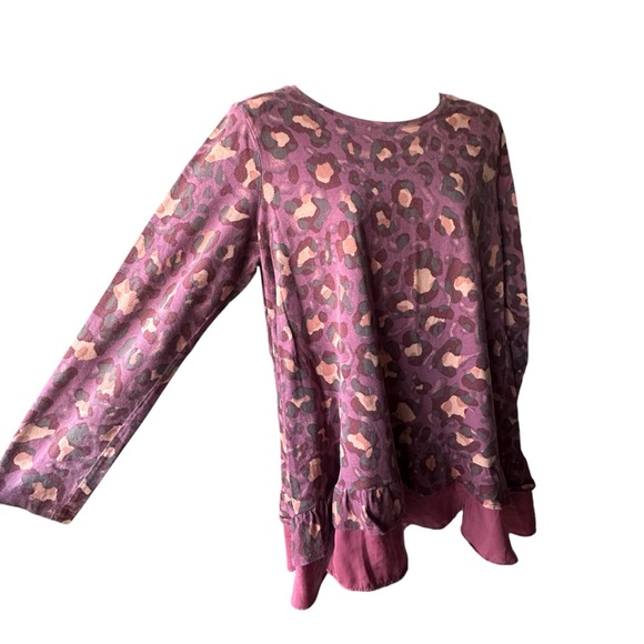 LOGO long Sleeve T-Shirt with Layer of Frills in Fun Animal Print (M) - Picture 3 of 11